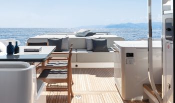 Azimut S8 full