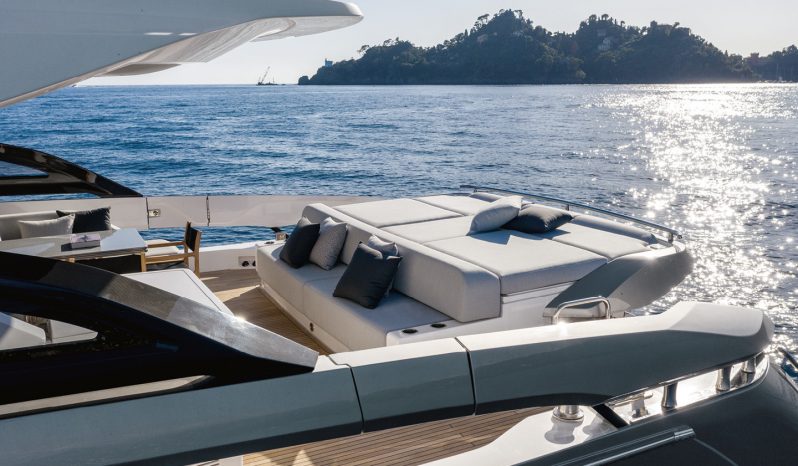 Azimut S8 full